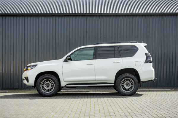 Toyota Land Cruiser 2.8D-4D | 204 PK | 4X4 | Vol Opties | Automaat | Luchtvering | 360° camera | Adapt.Cruise | Stoelverw. & -koeling | LED