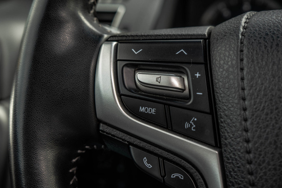 Toyota Land Cruiser 2.8D-4D | 204 PK | 4X4 | Vol Opties | Automaat | Luchtvering | 360° camera | Adapt.Cruise | Stoelverw. & -koeling | LED