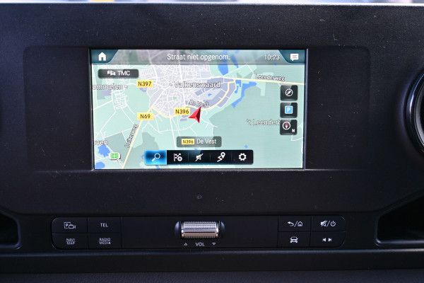 Mercedes-Benz Sprinter 319 CDI 3.0 V6 L2H2 3500 kg Trekhaak, Geveerde stoelen, MBUX navigatie en camera