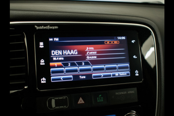 Mitsubishi Outlander 2.0 Connect Pro Sport (APPLE CARPLAY,NAVI,CAMERA,360 VIEW,STOEL/STUUR VERWARMING,CLIMATE,CRUISE,LM VELGEN)