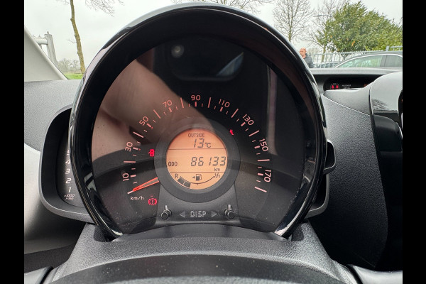 Peugeot 108 1.0 e-VTi Allure TOP! CABRIOTOP / CAMERA / LMV / BLUETOOTH / CLIMATE CONTROL / NL AUTO