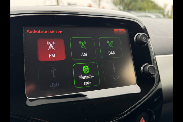 Peugeot 108 1.0 e-VTi Allure TOP! CABRIOTOP / CAMERA / LMV / BLUETOOTH / CLIMATE CONTROL / NL AUTO