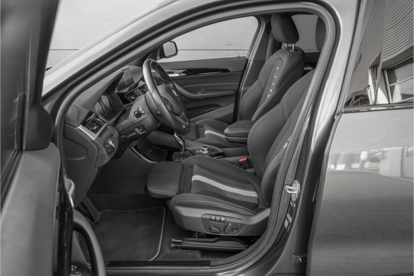 BMW X2 sDrive18i Automaat Sportstoel Stoel & Stuurverw Trekhaak