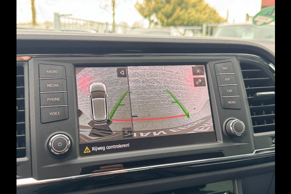 Seat Ateca 1.4 EcoTSI Xcellence CAMERA / PDC / CRUISE / CARPLAY / NAVI / ECC / NL AUTO / GOED ONDERHOUDEN / ALCANTARA / ZWARTE HEM