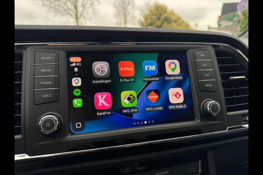 Seat Ateca 1.4 EcoTSI Xcellence CAMERA / PDC / CRUISE / CARPLAY / NAVI / ECC / NL AUTO / GOED ONDERHOUDEN / ALCANTARA / ZWARTE HEM