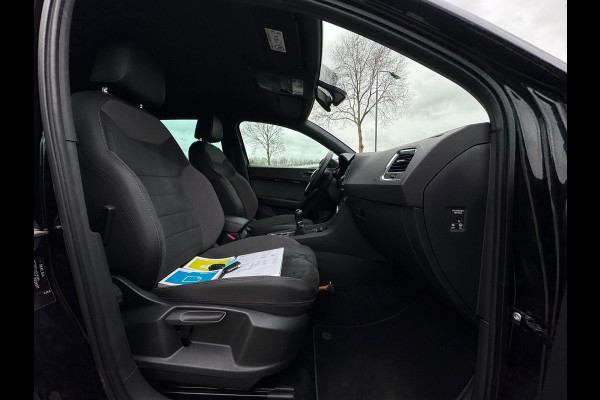 Seat Ateca 1.4 EcoTSI Xcellence CAMERA / PDC / CRUISE / CARPLAY / NAVI / ECC / NL AUTO / GOED ONDERHOUDEN / ALCANTARA / ZWARTE HEM