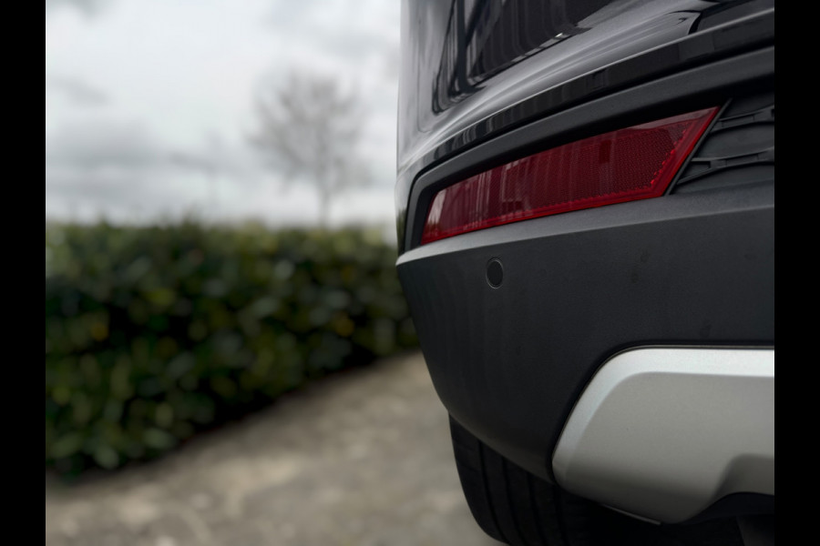 Seat Ateca 1.4 EcoTSI Xcellence CAMERA / PDC / CRUISE / CARPLAY / NAVI / ECC / NL AUTO / GOED ONDERHOUDEN / ALCANTARA / ZWARTE HEM