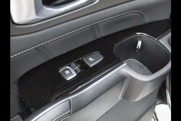 Kia Sorento 1.6 T-GDI Plug-in Hybrid 4WD DynamicPlusLine 7p. | Panoramadak | Camera | Apple Carplay | Cruise Control | BOSE |