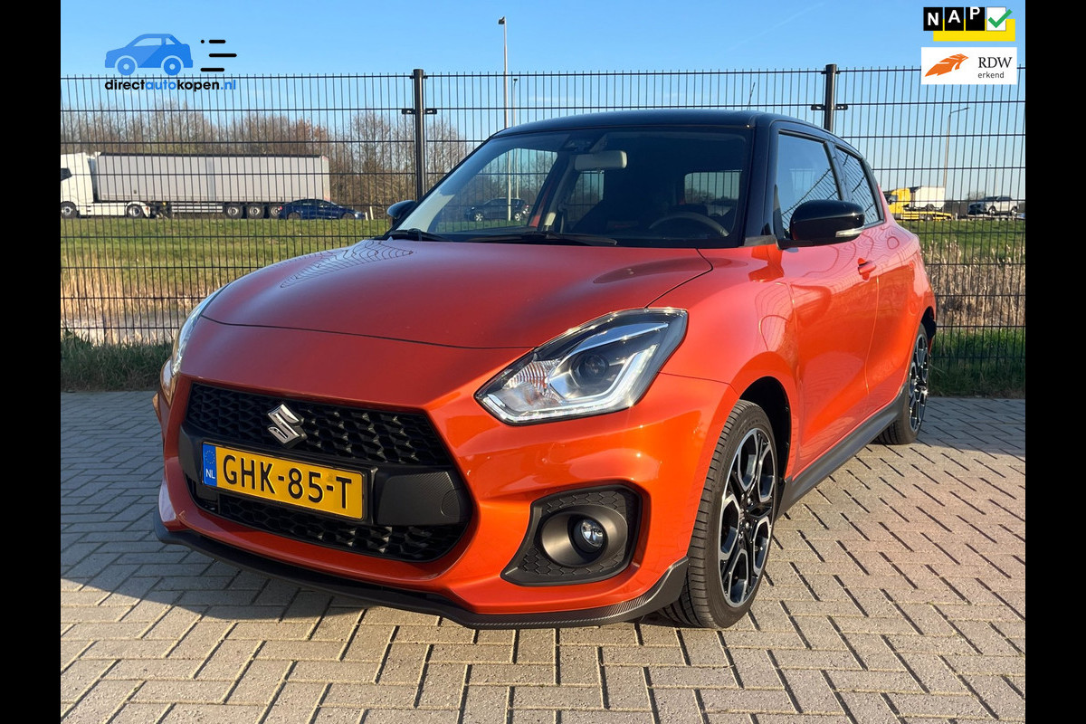 Suzuki Swift 1.4 Sport Smart Hybrid | Camera | KeyLess | CarPlay | 8000KM |
