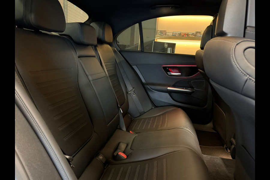 Mercedes-Benz C-Klasse 180 AMG Night pakket Panorama Carbon Sfeerverl.