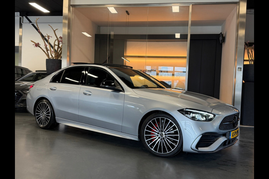 Mercedes-Benz C-Klasse 180 AMG Night pakket Panorama Carbon Sfeerverl.