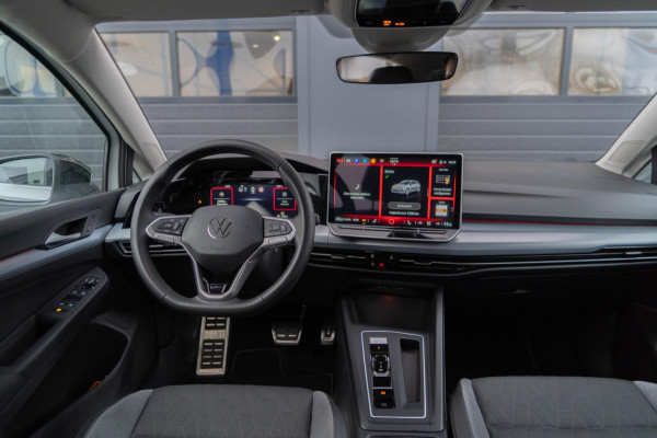 Volkswagen Golf Volkswagen Golf 8.5 1.5 eTSI 150pk Goal Edition Trekhaak|Stoelverw.|Navi|Cruise|Carplay