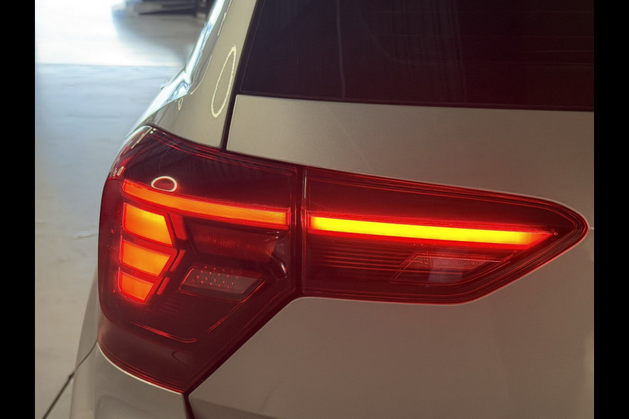 Volkswagen Polo 1.0 TSI Life Business Garantie Carplay StoelVW Airco Adaptieve Cruise Navi Led Dab Front Ass Rijklaar