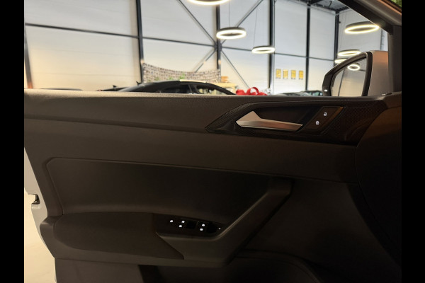 Volkswagen Polo 1.0 TSI Life Business Garantie Carplay StoelVW Airco Adaptieve Cruise Navi Led Dab Front Ass Rijklaar