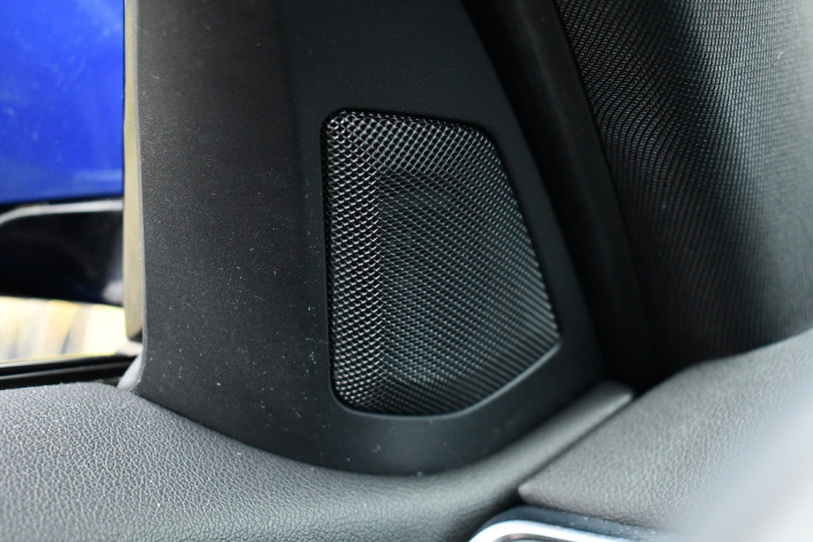 BMW 3-serie 330e xDrive M-Sport Pro Pano M-zetels ACC HUD 19inch El-klep