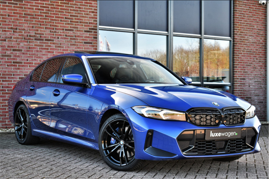 BMW 3-serie 330e xDrive M-Sport Pro Pano M-zetels ACC HUD 19inch El-klep