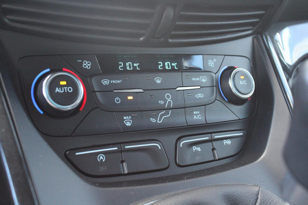 Ford Kuga 1.5 EcoBoost ST Line | Trekhaak 1800KG | Climate Control | Navigatie | Camera | Cruise Control |