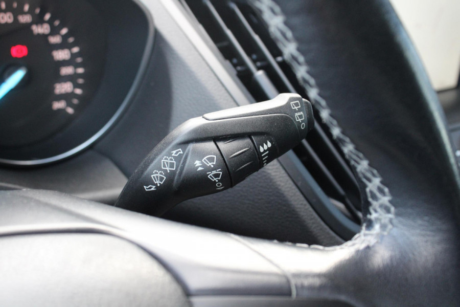 Ford Kuga 1.5 EcoBoost ST Line | Trekhaak 1800KG | Climate Control | Navigatie | Camera | Cruise Control |