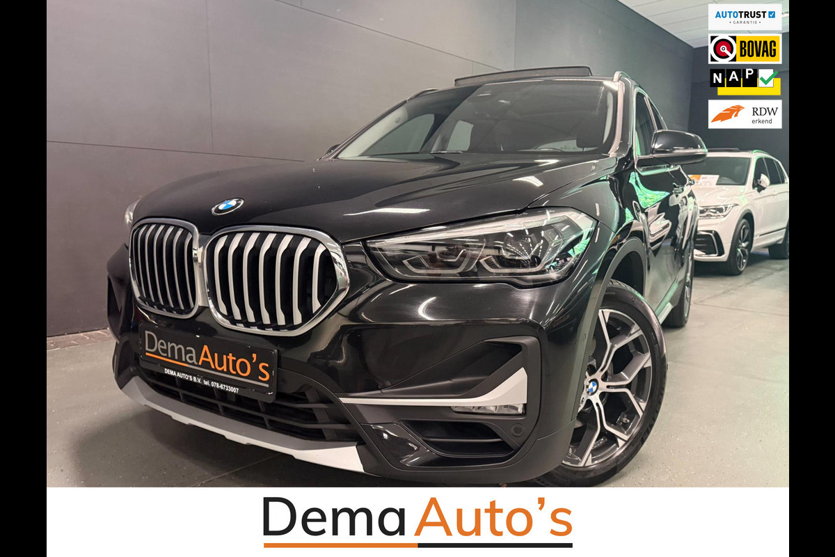BMW X1 SDrive18i Executive Edition PANO/LEDER/H-UP/NAVI/SFEERVERL/LED/PDC/CRUISE///