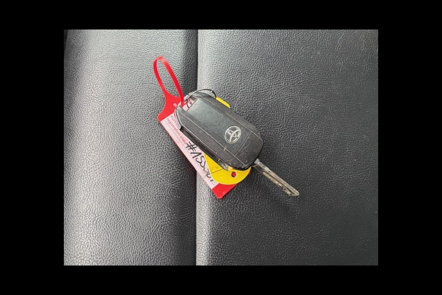 Toyota ProAce Worker 1.5 D-4D Cool Comfort AIRCO I PDC I 3-ZITS I LEDER INTERIEUR I ELEKTRISCHE RAMEN EN SPIEGELS