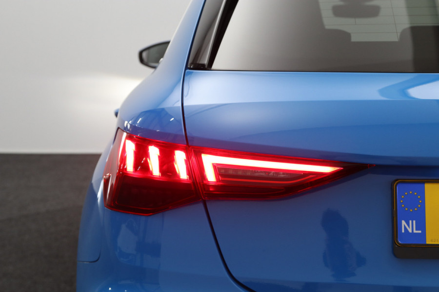 Audi A3 Sportback 35 TFSI 150 PK Automaat Edition One S-Line, Adap. Cruise Control, B&O sound, Stoelverwarming,