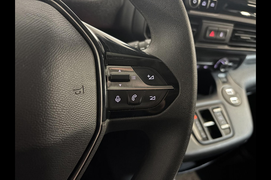 Peugeot Partner 1.5 HDI 130PK L1 130PK NIEUW MODEL Airco Cruise Control  LM velgen Navi Trekhaak PDC V&A Camera