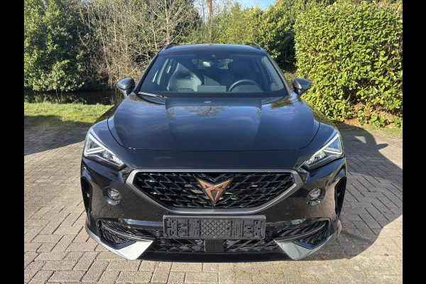 CUPRA Formentor 1.4 e-Hybrid VZ Performance | 245pk PHEV | Plug-in Hybride | Stoelverwarming | Camera | Adaptive cruise control | 19 inch