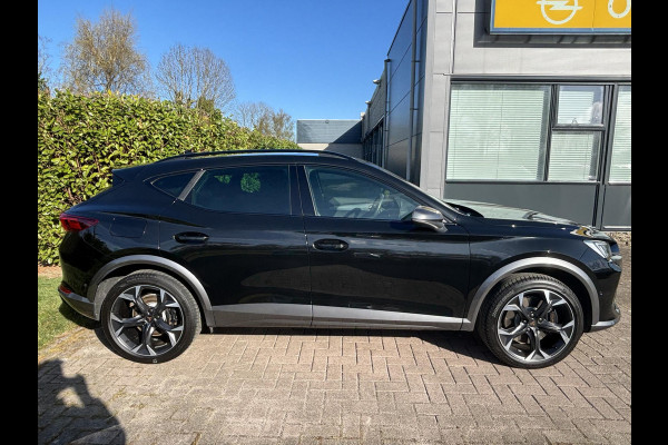 CUPRA Formentor 1.4 e-Hybrid VZ Performance | 245pk PHEV | Plug-in Hybride | Stoelverwarming | Camera | Adaptive cruise control | 19 inch