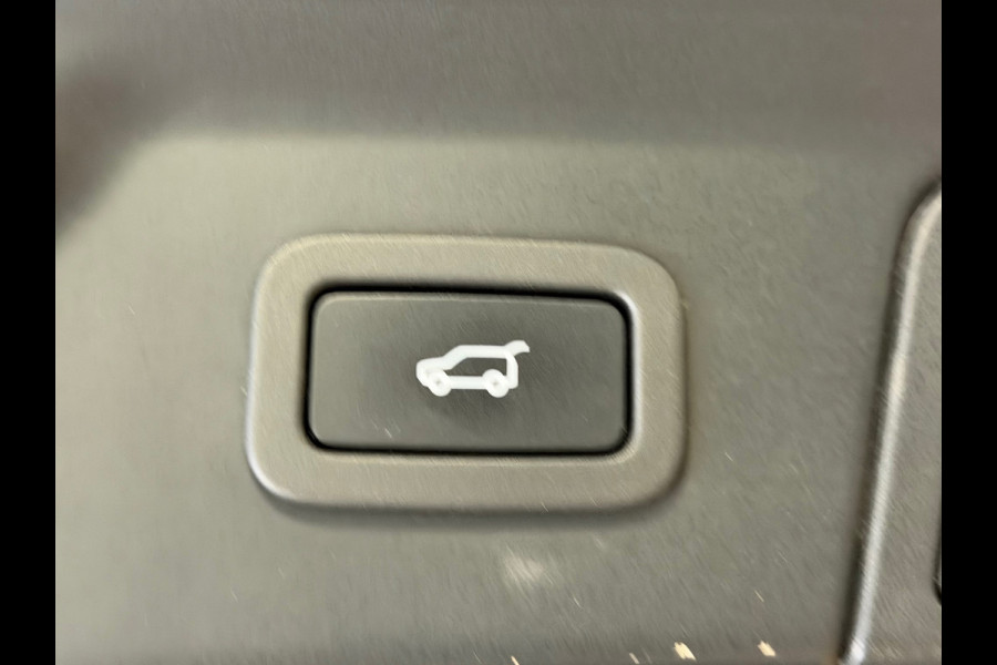 Land Rover Range Rover Velar 3.0 V6 AWD R-Dynamic SE AUT. PANORAMADAK NAVIGATIE PDC LEDER MEMORY KEYLESS-GO CAMERA