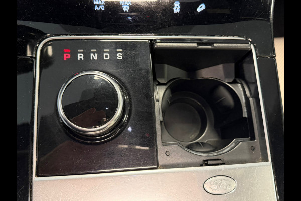 Land Rover Range Rover Velar 3.0 V6 AWD R-Dynamic SE AUT. PANORAMADAK NAVIGATIE PDC LEDER MEMORY KEYLESS-GO CAMERA