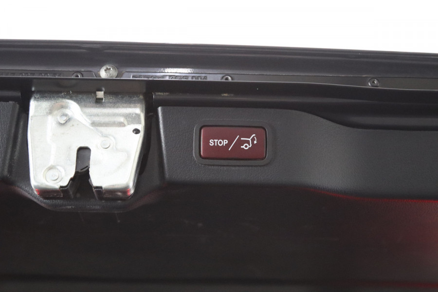 Mercedes-Benz V-Klasse 300d 237 PK 4-MATIC Extra Lang DC Avantgarde Edition AMG-Pakket, Trekhaak, Burmester, 360 Camera, Adap. Cruise