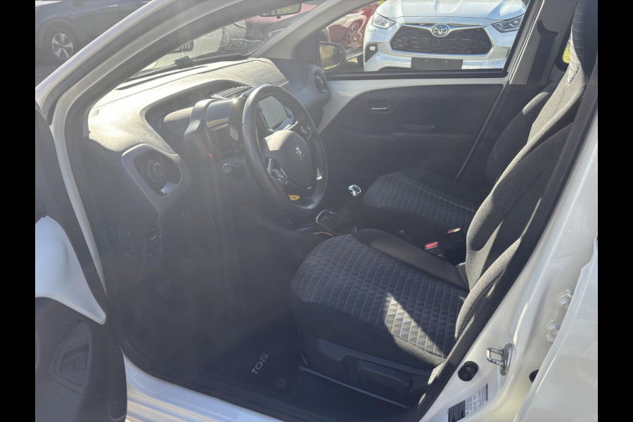 Peugeot 108 1.0 e-VTi Allure 72 PK | Cruise | Airco | Lichtmetalen velgen | 5-Deurs | Multifunctioneel Stuurwiel | 46.672 KM