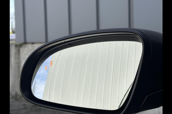 Hyundai Kona EV Fashion 64 kWh | SOH: 96,3%| Facelift | 3 Fase | Warmtepomp | Navi | HUD | Adaptive CC | Camera |