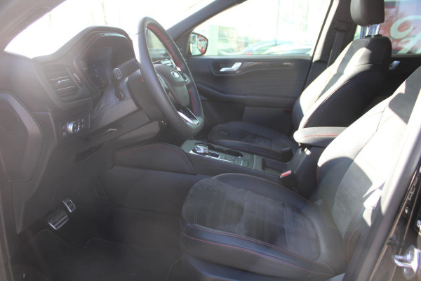 Ford Kuga 2.5 PHEV ST-Line X | Winterpack | Adaptieve Cruise Control | 19 Inch Lichtmetalen Velgen | B & O Sound | Electrische Achterklep