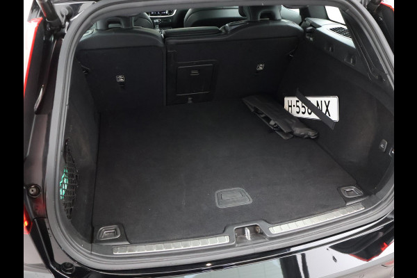 Volvo V60 2.0 T4 190 PK R-DESIGN + PANORAMADAK | WEGKL. TREKHAAK | STUURVERW. | ADAPTIVE CRUISE CONTROL
