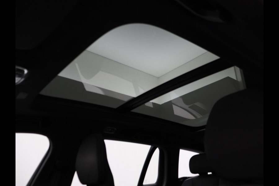 Volvo V60 2.0 T4 190 PK R-DESIGN + PANORAMADAK | WEGKL. TREKHAAK | STUURVERW. | ADAPTIVE CRUISE CONTROL