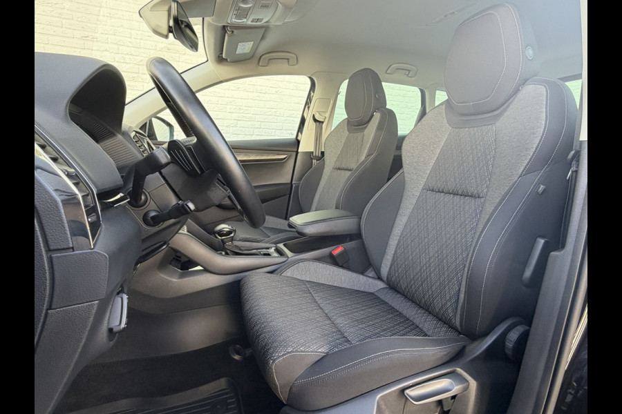 Škoda Karoq 1.5 TSI ACT Automaat Digital dash Carplay 360 Camera Cruise Navigatie Stoel-Stuur Verwarming Elek-A klep