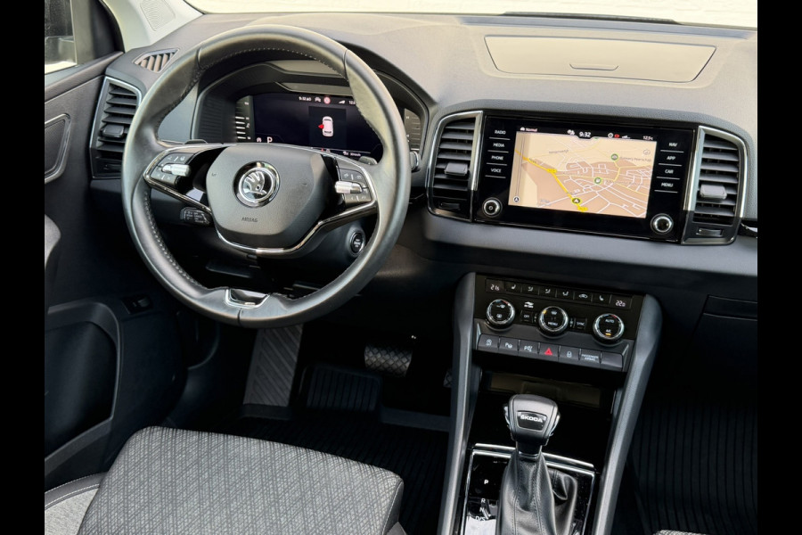 Škoda Karoq 1.5 TSI ACT Automaat Digital dash Carplay 360 Camera Cruise Navigatie Stoel-Stuur Verwarming Elek-A klep