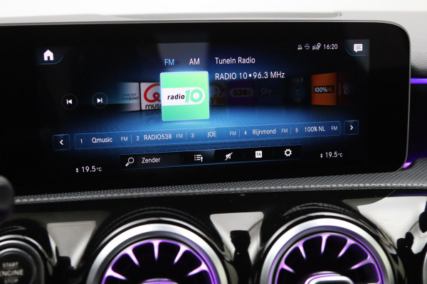 Mercedes-Benz A-Klasse 200 164 PK Automaat AMG Business Solution, Sfeerverlichting, Camera