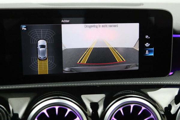 Mercedes-Benz A-Klasse 200 164 PK Automaat AMG Business Solution, Sfeerverlichting, Camera