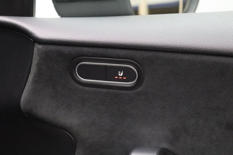 Mercedes-Benz A-Klasse 200 164 PK Automaat AMG Business Solution, Sfeerverlichting, Camera
