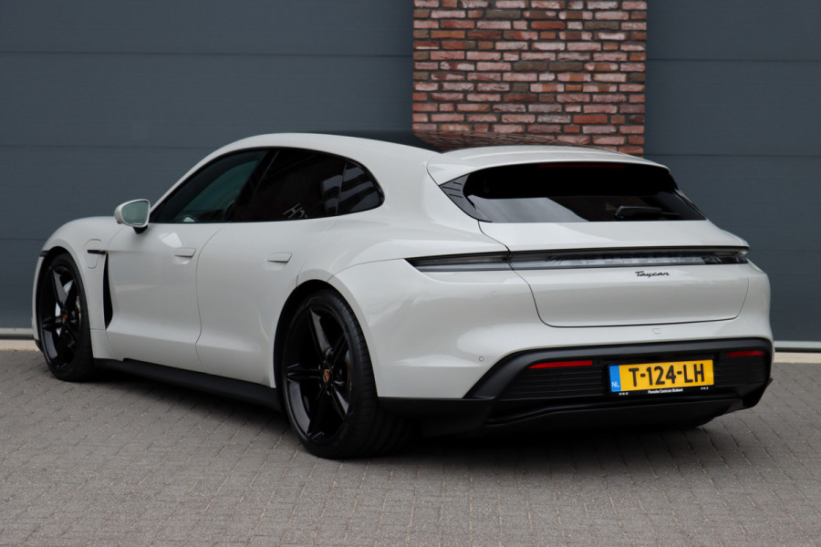 Porsche Taycan Sport Turismo 79 kWh | Achterasbesturing | Luchtvering | Sport-Chrono | ACC | Panoramadak | 18-wegs | BOSE |  Memory | Surround Camera | Verwarmd Stuurwiel |