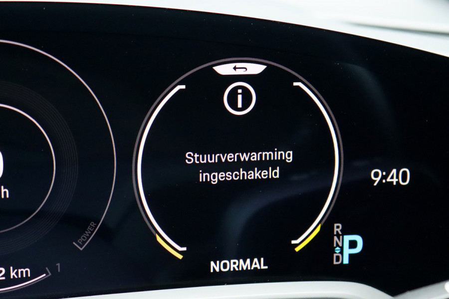 Porsche Taycan Sport Turismo 79 kWh | Achterasbesturing | Luchtvering | Sport-Chrono | ACC | Panoramadak | 18-wegs | BOSE |  Memory | Surround Camera | Verwarmd Stuurwiel |