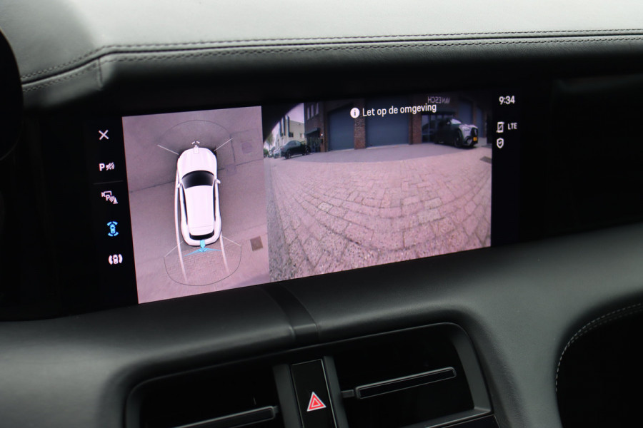 Porsche Taycan Sport Turismo 79 kWh | Achterasbesturing | Luchtvering | Sport-Chrono | ACC | Panoramadak | 18-wegs | BOSE |  Memory | Surround Camera | Verwarmd Stuurwiel |