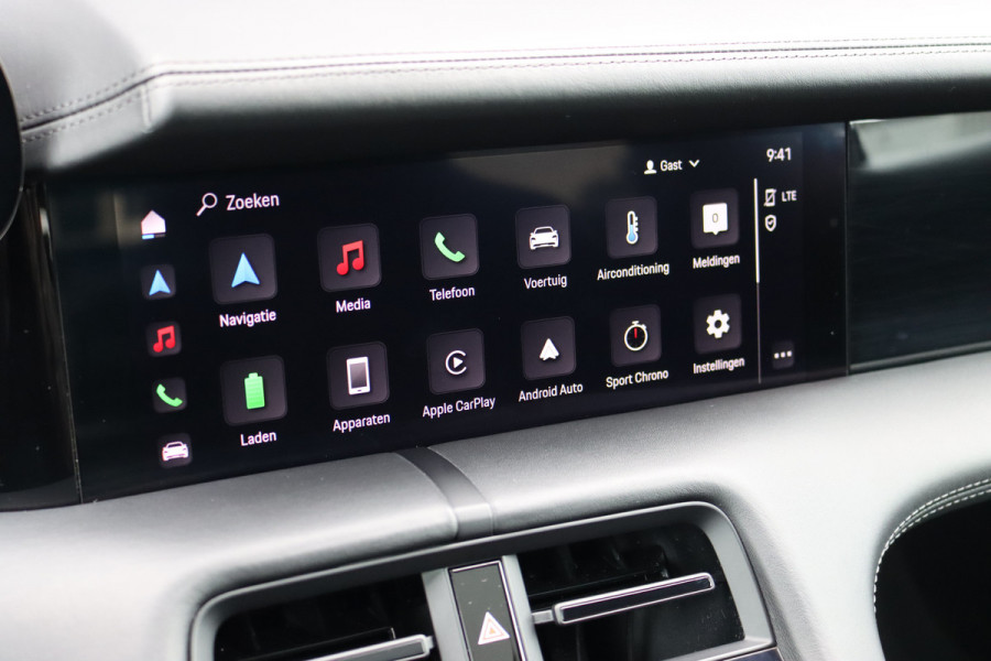 Porsche Taycan Sport Turismo 79 kWh | Achterasbesturing | Luchtvering | Sport-Chrono | ACC | Panoramadak | 18-wegs | BOSE |  Memory | Surround Camera | Verwarmd Stuurwiel |