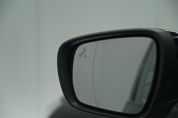 Renault Scénic TCe 140 EDC Intens | Trekhaak | Camera | Dodehoekdetectie | Parkeersensoren