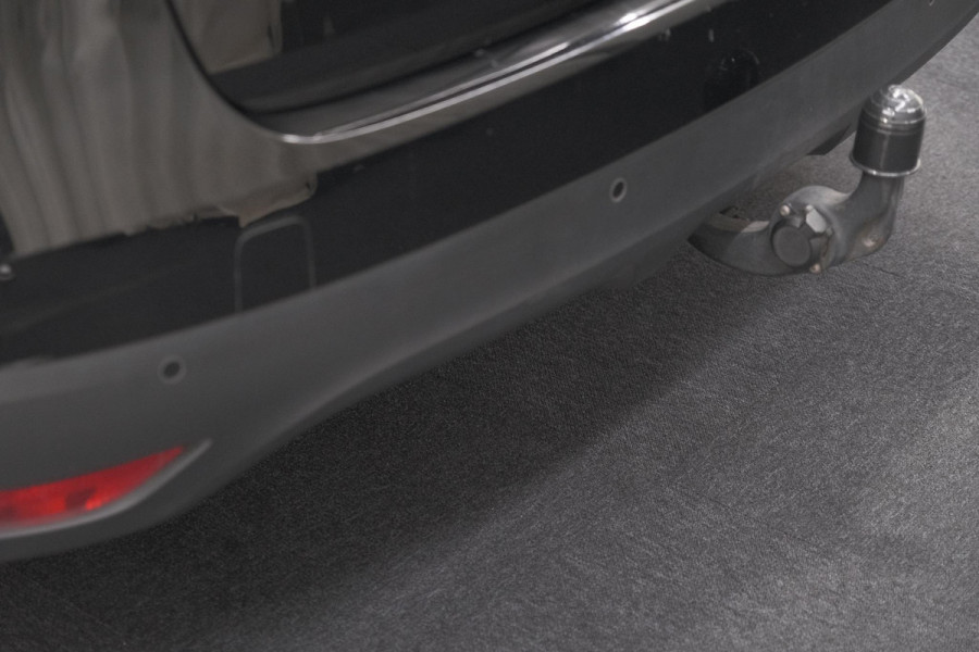 Renault Scénic TCe 140 EDC Intens | Trekhaak | Camera | Dodehoekdetectie | Parkeersensoren