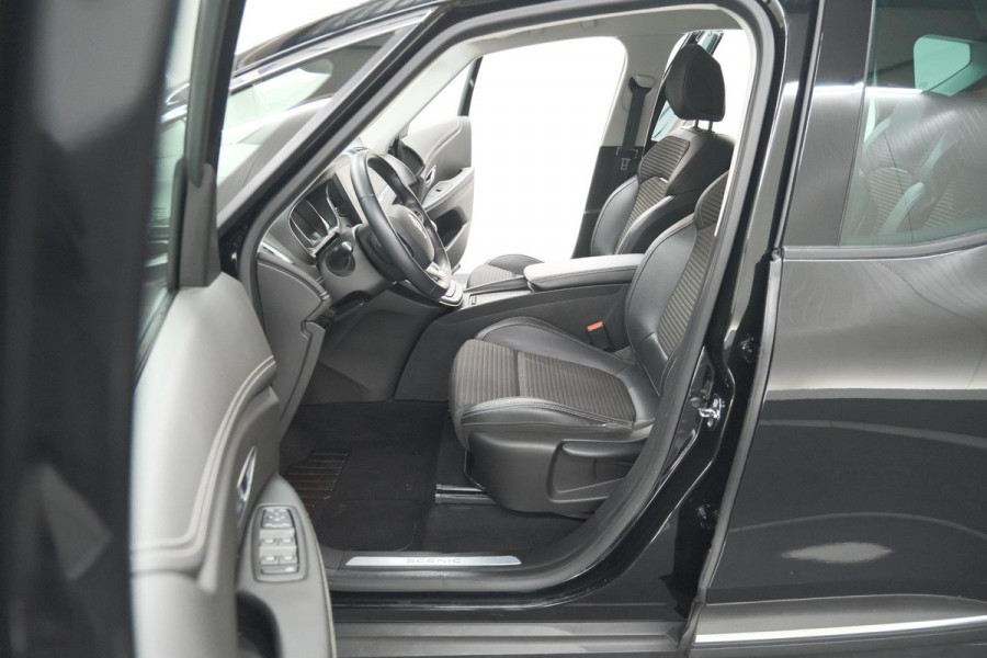 Renault Scénic TCe 140 EDC Intens | Trekhaak | Camera | Dodehoekdetectie | Parkeersensoren