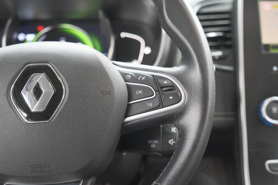 Renault Scénic TCe 140 EDC Intens | Trekhaak | Camera | Dodehoekdetectie | Parkeersensoren