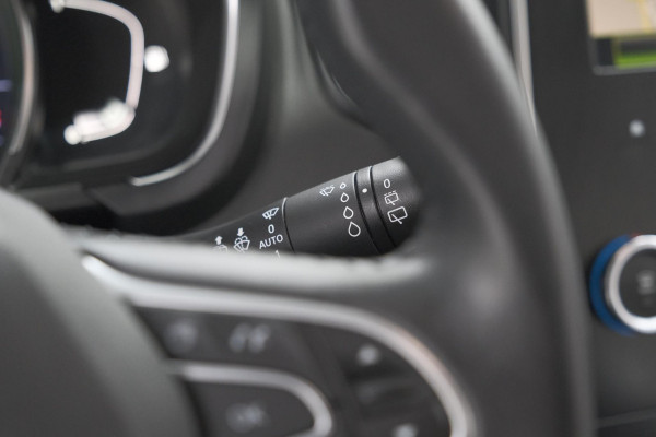 Renault Scénic TCe 140 EDC Intens | Trekhaak | Camera | Dodehoekdetectie | Parkeersensoren
